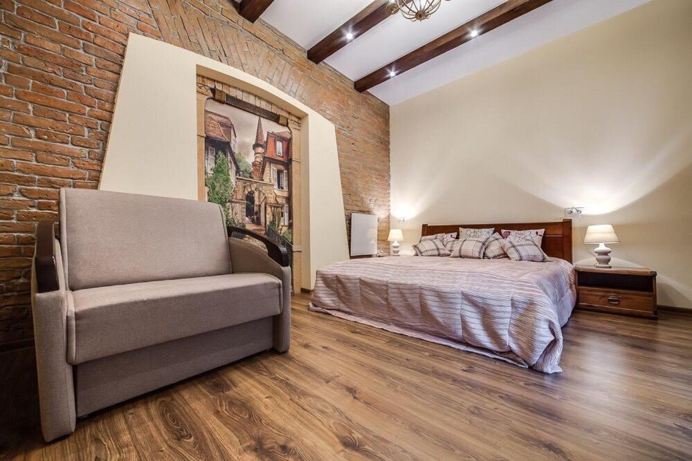 Austrian Apartment Leopoli Esterno foto